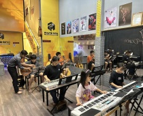 HỌC ĐÀN PIANO Ở BÌNH DƯƠNG LH 0973822202